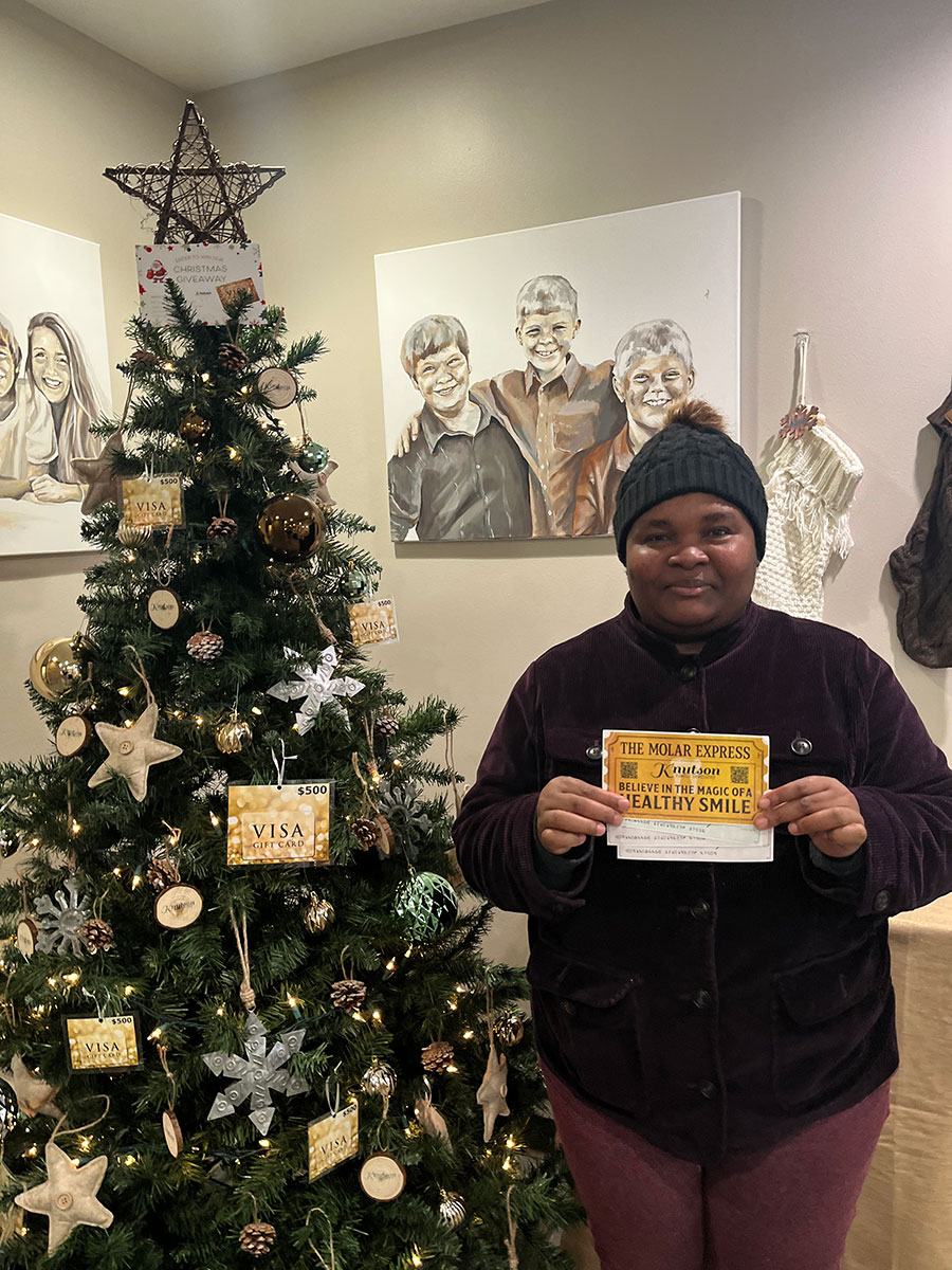 Christmas giveaway at Knutson Family Dentistry